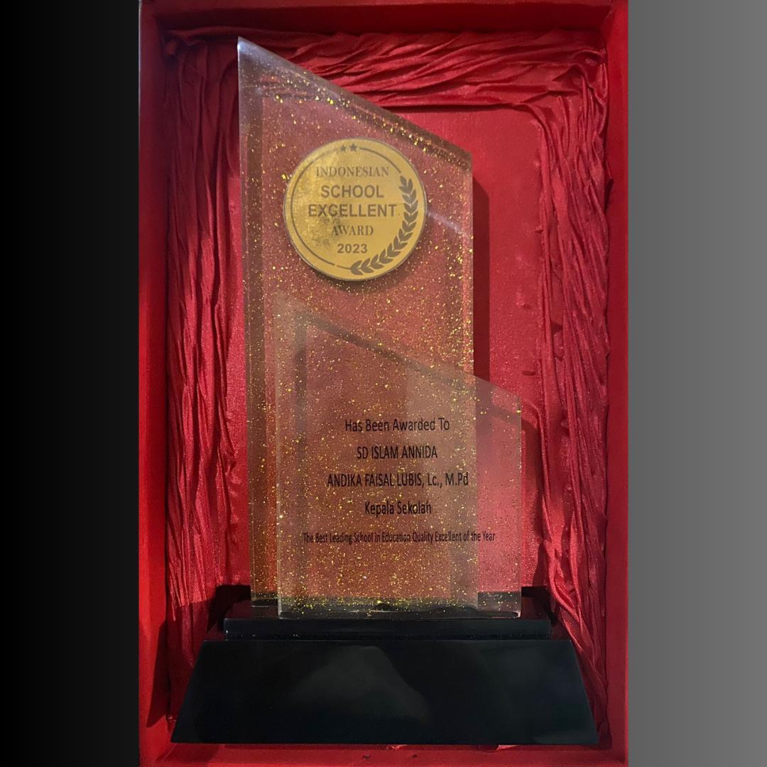 Penghargaan Sekolah dasar islam annida (3)